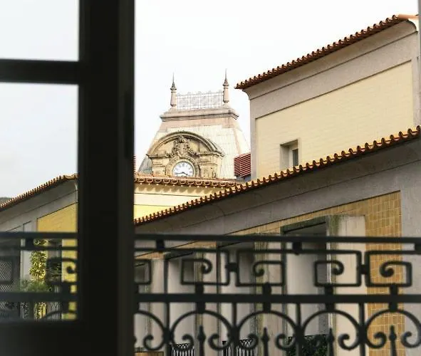 Rua Flores Neighborhood Apartment *